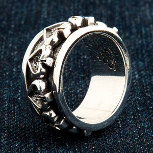 Ace of Spades Sterling Silver Spinner Ring, spade band profile