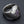 Anello in argento sterling con croce in CZ viola, profilo laterale