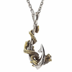 Pendentif dragon en laiton et hameçon en argent sterling, angle arrière du dragon