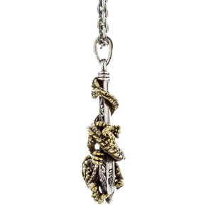 Pendentif dragon en laiton et hameçon en argent sterling, profil de la pointe de l'hameçon