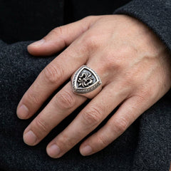 Diamant-Fleur-de-Lis-Schildring aus Sterlingsilber