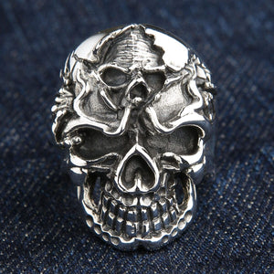 Anello Death Skull in argento sterling, vista dettagliata del viso