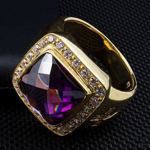 Bague d'évêque à croix et améthyste carrée plaquée or, angle frontal et latéral