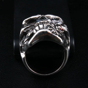 Ring med hodeskalle, rose og granat i 925 sterlingsølv, underside og båndåpning