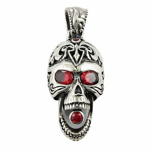 Tribal schedelhanger van sterling zilver met granaat, voorkant granaatschedel