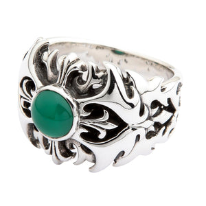 Bague tribale en argent sterling et agate verte, bague vue trois quarts gauche
