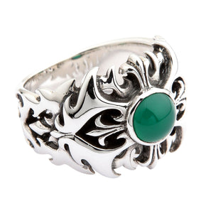 Bague tribale en argent sterling et agate verte, bague vue trois quarts droite