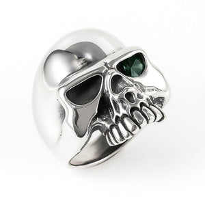 Schedelring van sterling zilver met groen oog, voorwaartse kanteling