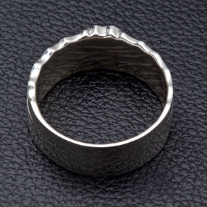 Anillo de banda de plata de ley con herradura y estrella — vista interior