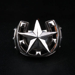Anillo de sello con estrella y herradura en plata de ley, parte delantera del anillo de herradura
