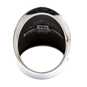 he inside of the shield and dagger ring, showing the 'The Treasures Heart 925' hallmark.