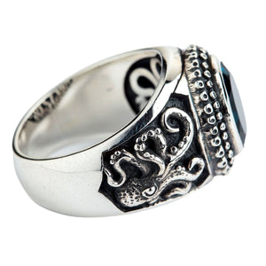 London Blue Topaz Octopus Sterling Silver Ring. Right tentacle profile.