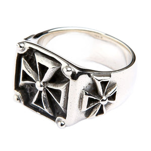Bague biker croix de Malte en argent sterling, bague trois-quarts gauche