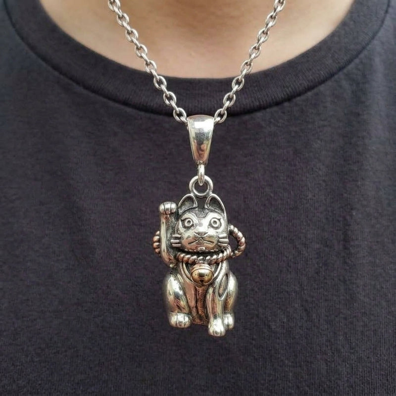 Colgante de gato de plata de ley Maneki-Neko