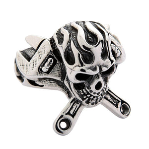 Mechanic flame skull silver ring, flame skull angled on white