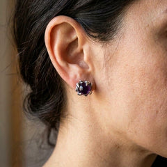 Amethyst-Klaue Ohrstecker aus 925 Sterlingsilber