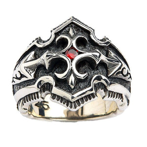 Bague croix de chevalier en argent sterling 925 et zircone cubique rouge, face avant de la croix ajourée avec zircone cubique rouge