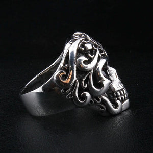 Roman Warrior Garnet-Eye Sterling Silver Skull Ring, ring right profile