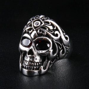 Roman Warrior Garnet-Eye Sterling Silver Skull Ring, ring three quarter left