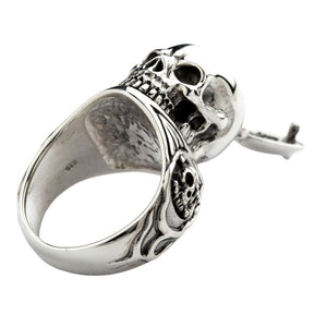 Sterling Silver Skull Locket Ring. Inner band open lid.
