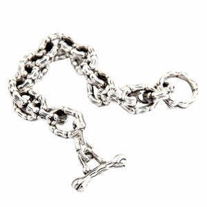 Skelettknochen-Gliederarmband aus .925 Sterlingsilber, Ansicht der Gliedertextur