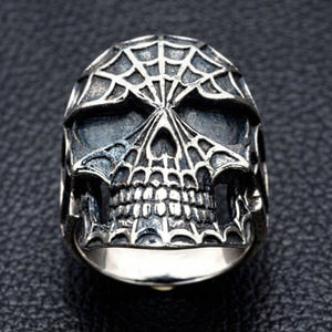 Spinnennetz-Totenkopf-Ring aus 925 Sterlingsilber, Spinnennetz-Totenkopf von vorne