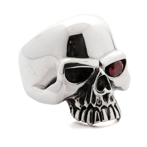 Sterling silver skull ring with a garnet eye — garnet eye detail