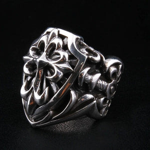 Bague bouclier à croix templière en argent sterling, inclinaison frontale relevée
