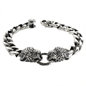 Bracelet à maillons en argent massif avec têtes de tigre — vue de face avec fermoir fermé