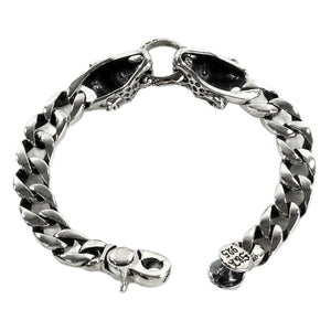 Bracelet à maillons en argent massif avec têtes de tigre — vue de dos avec fermoir ouvert