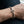 Bracelet tribal à maillons cylindriques en argent massif — au poignet