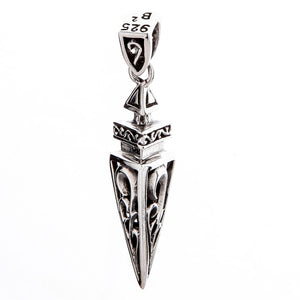 Pingente Pirâmide Tribal Spike em Prata de Lei, spike triangular vazado traseiro e passador