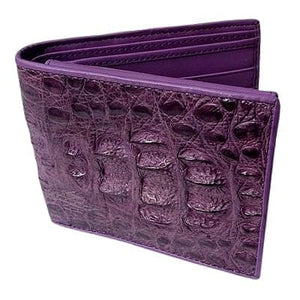 Portefeuille en crocodile hornback violet, angle avant fermé