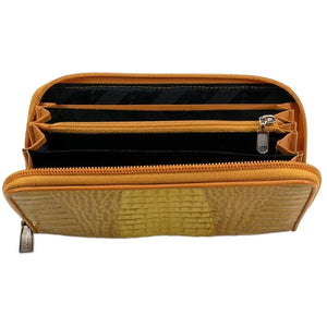 Portefeuille long jaune en cuir de dos de crocodile — intérieur ouvert