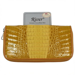 Portefeuille long jaune en cuir de dos de crocodile — vue de détail