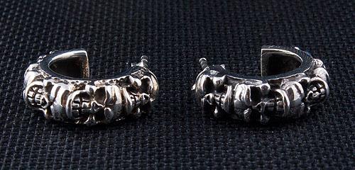 Silberne Multi-Totenkopf-Ohrringe