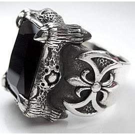 Anel de motociclista em prata esterlina com garra de dragão preta