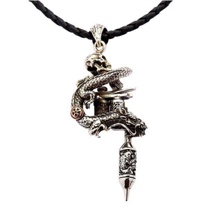 Colgante de ametralladora de tatuaje de calavera de dragón