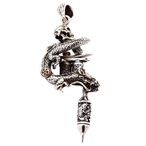 Colgante de ametralladora de tatuaje de calavera de dragón