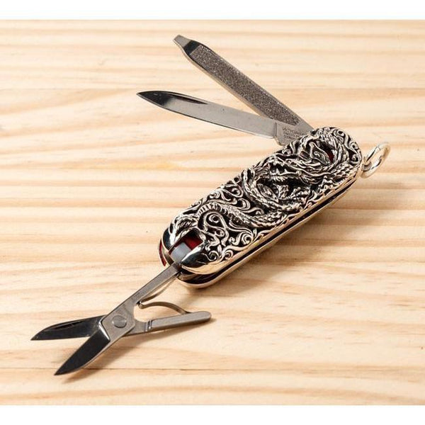 Colgante de plata con forma de cuchillo del ejército suizo Dragón