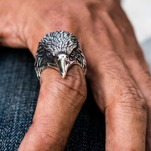 Anello da motociclista con testa d'aquila in argento sterling