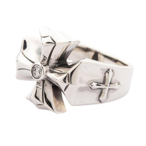 Bague en argent et croix en cristal gothique, croix en cristal transparent de face