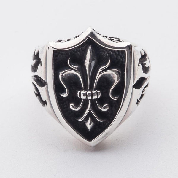 Серебряное кольцо в готическом стиле Fleur De Lis