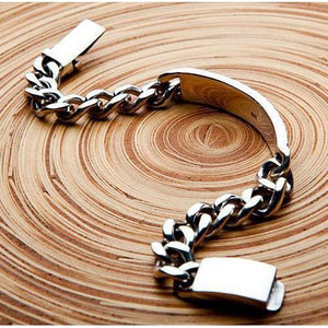 Pulsera de plata esterlina con identificación martillada para hombre