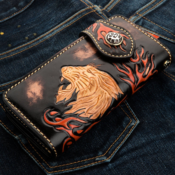 Кожаный байкерский кошелек с резным рисунком льва
