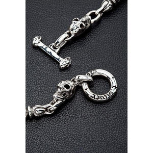 Collar de motociclista de plata de ley con calavera de león