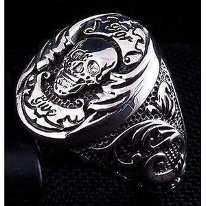 Por Vida Skull Ring