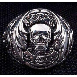 Por Vida Skull Ring