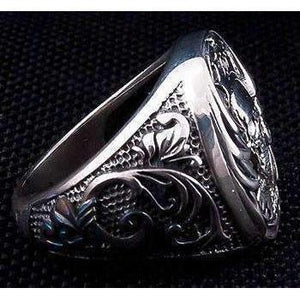 Por Vida Skull Ring