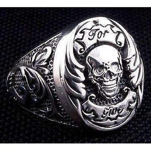 Por Vida Skull Ring